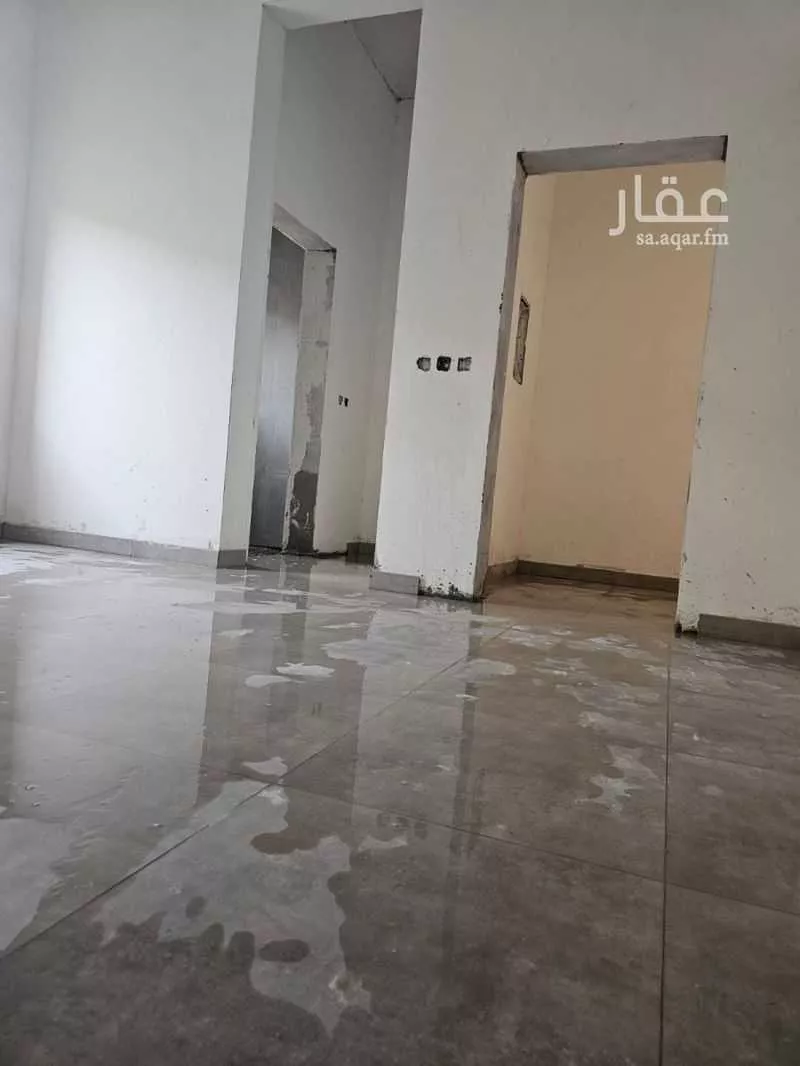 عمارة 1530 م² في المصانع 2