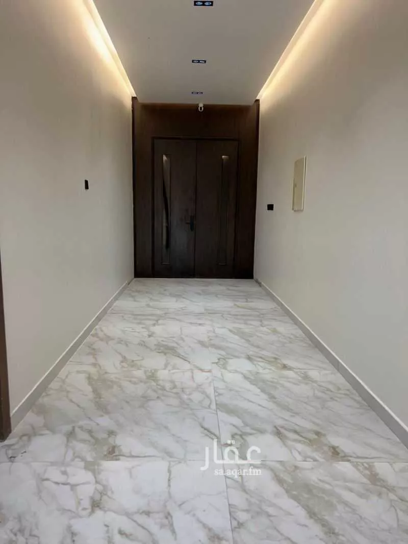 عمارة 497 م² في الضباط 3