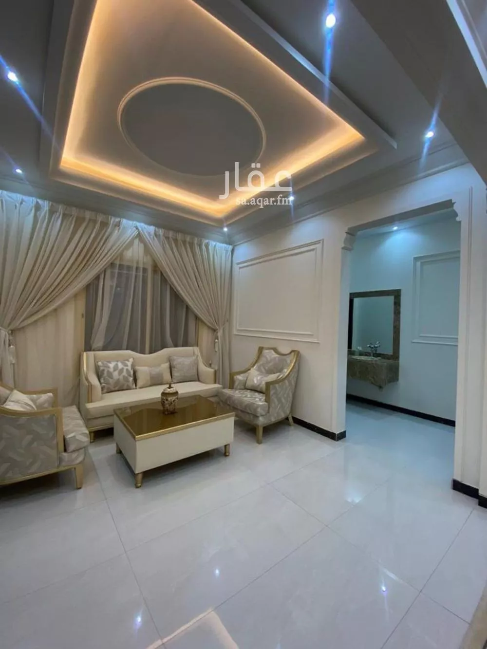 فيلا 4 غرف في الرمال 2