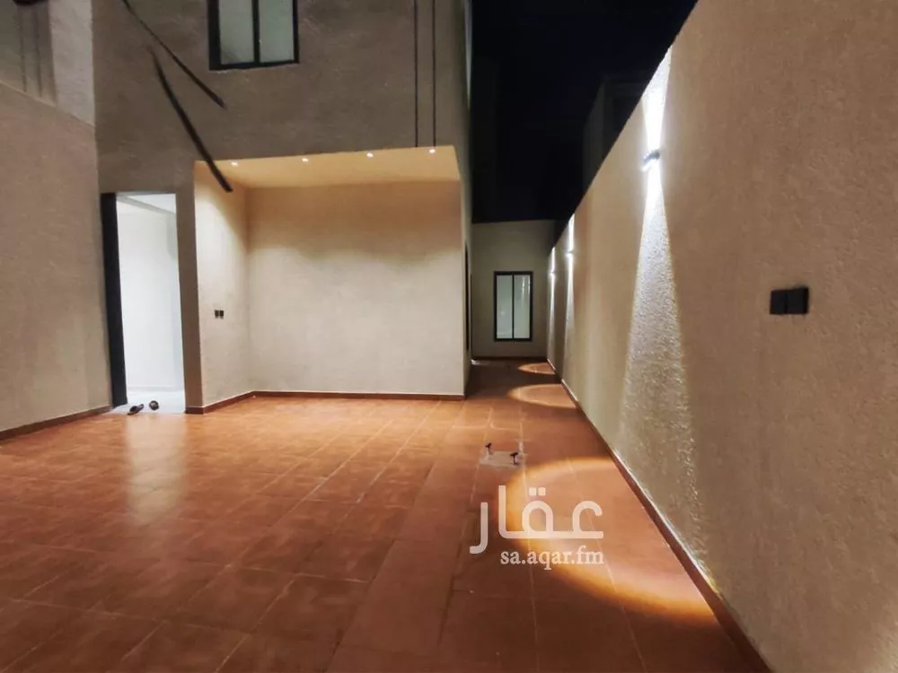 فيلا 5 غرف في الجنادرية 4