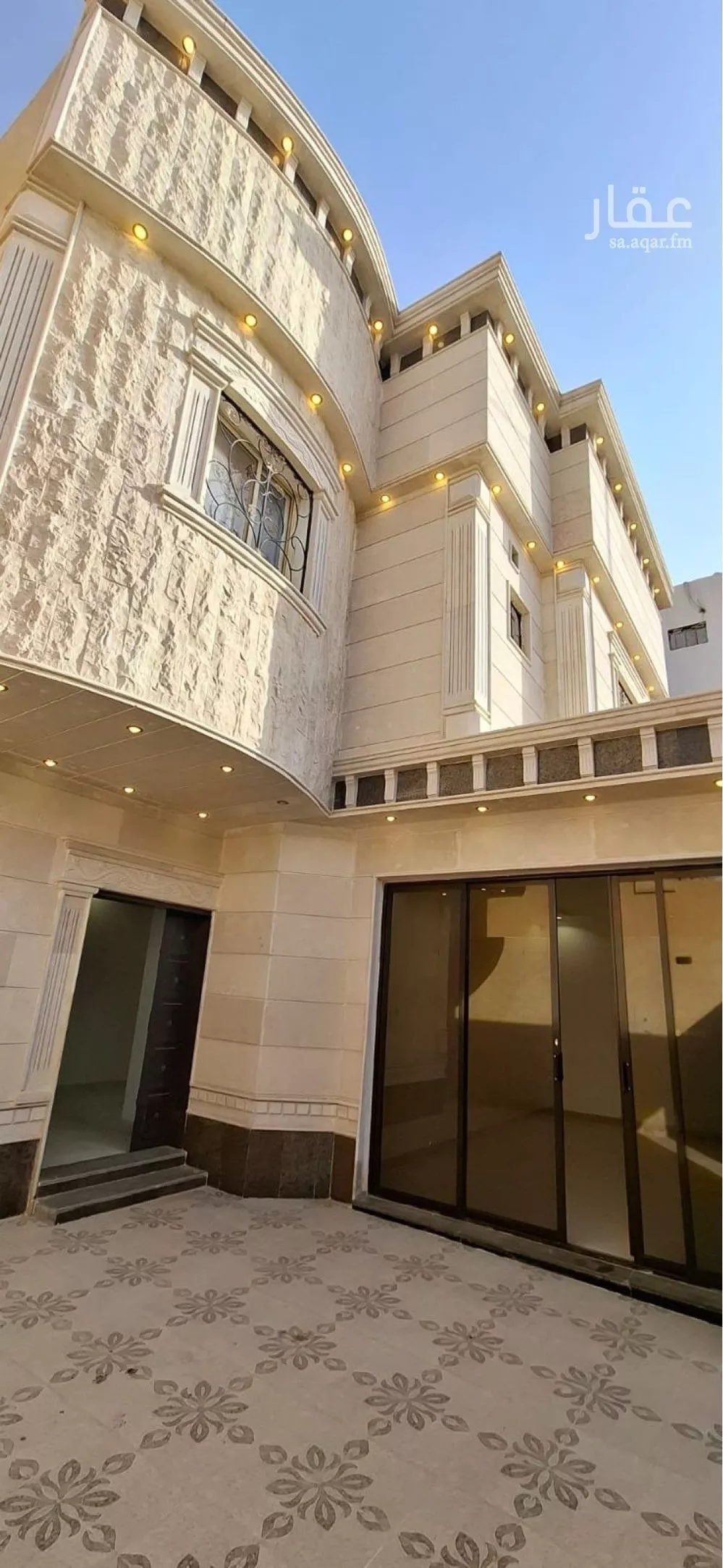 فيلا 5 غرف في الرمال 2