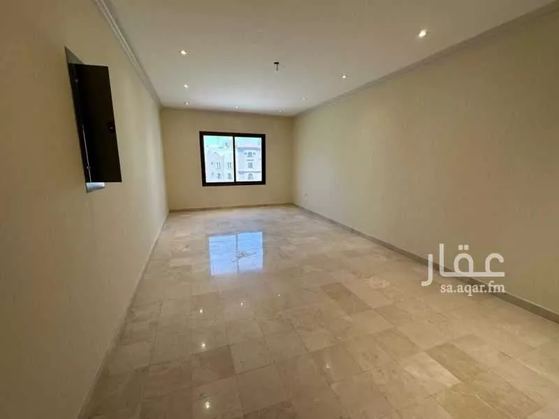 5 bedroom apartment in Al Hamra 5
