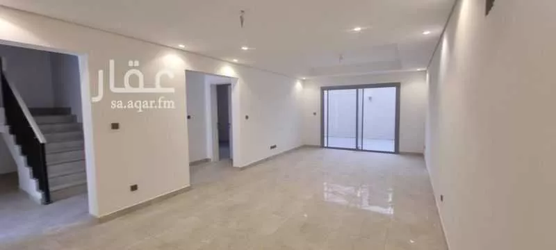 فيلا 5 غرف في النرجس 2