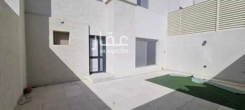 فيلا 5 غرف في النرجس 5