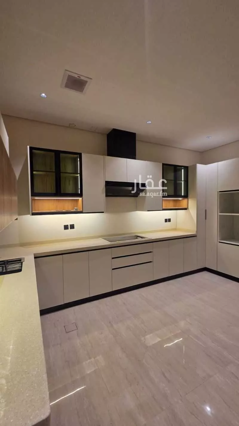 4 bedroom apartment in Al Salam, Riyadh 6