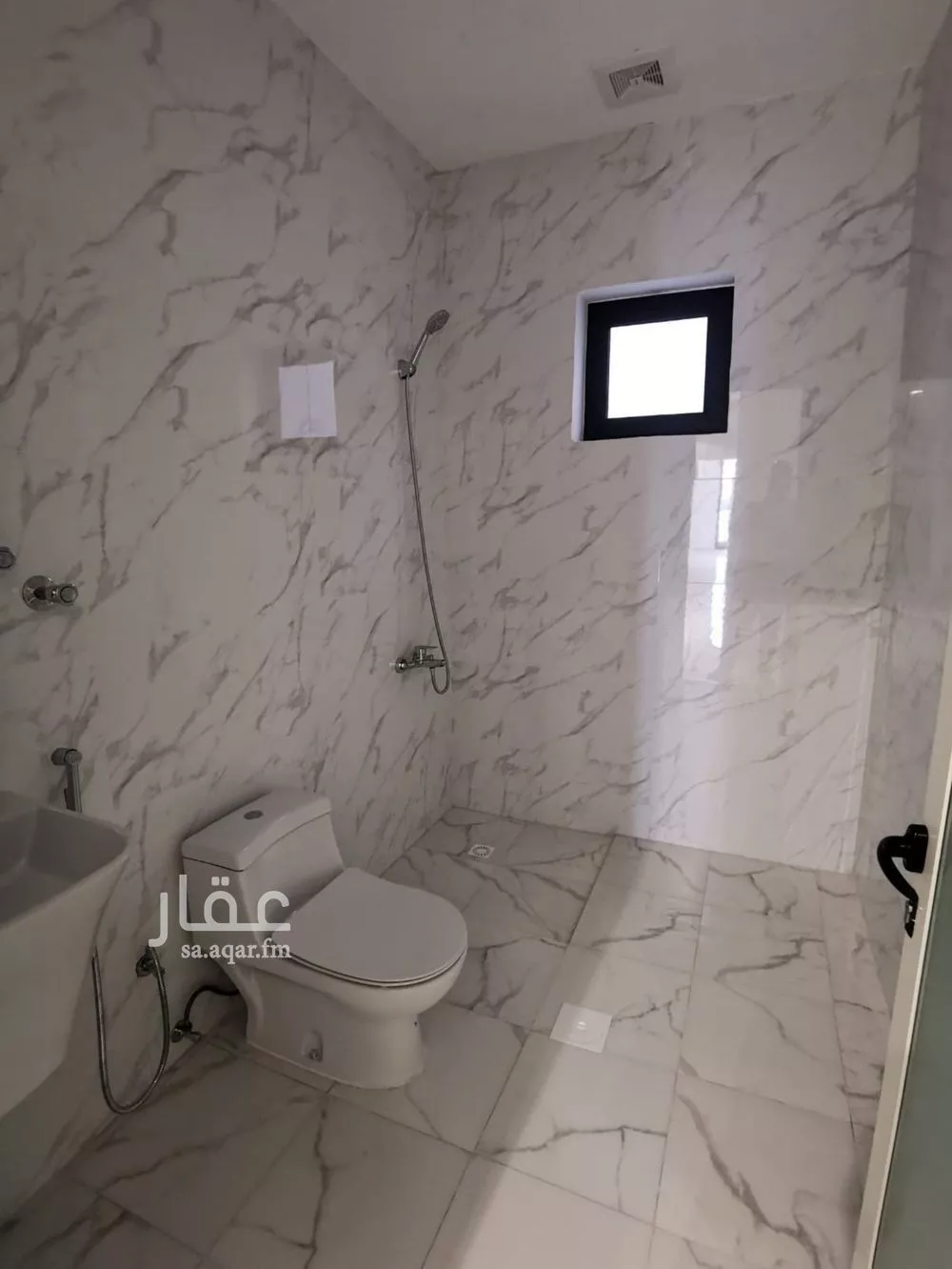 فيلا 4 غرف في العقربية، الدمام 17