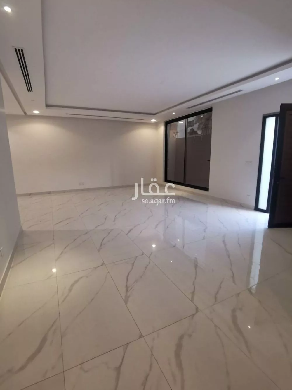 فيلا 4 غرف في العقربية، الدمام 15