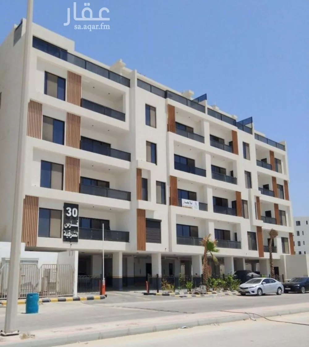 شقة 3 غرف في البحر 1