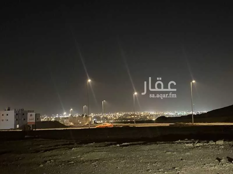 أرض 900 م² في الشهباء