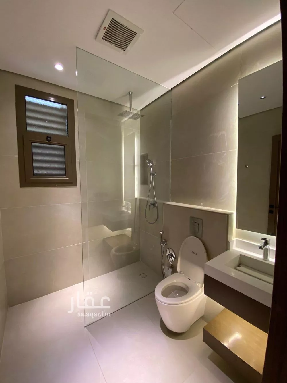 4 bedroom apartment in Granada, Riyadh 5