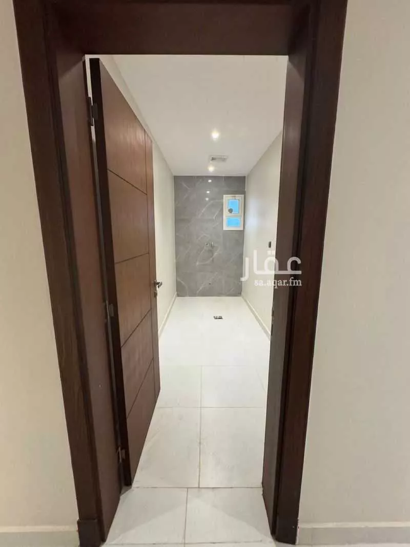 4 bedroom apartment in Taibah, Jeddah 5