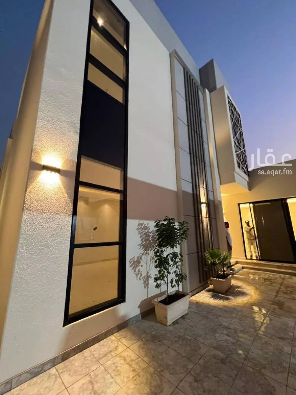 فيلا 7 غرف في الجنادرية 3