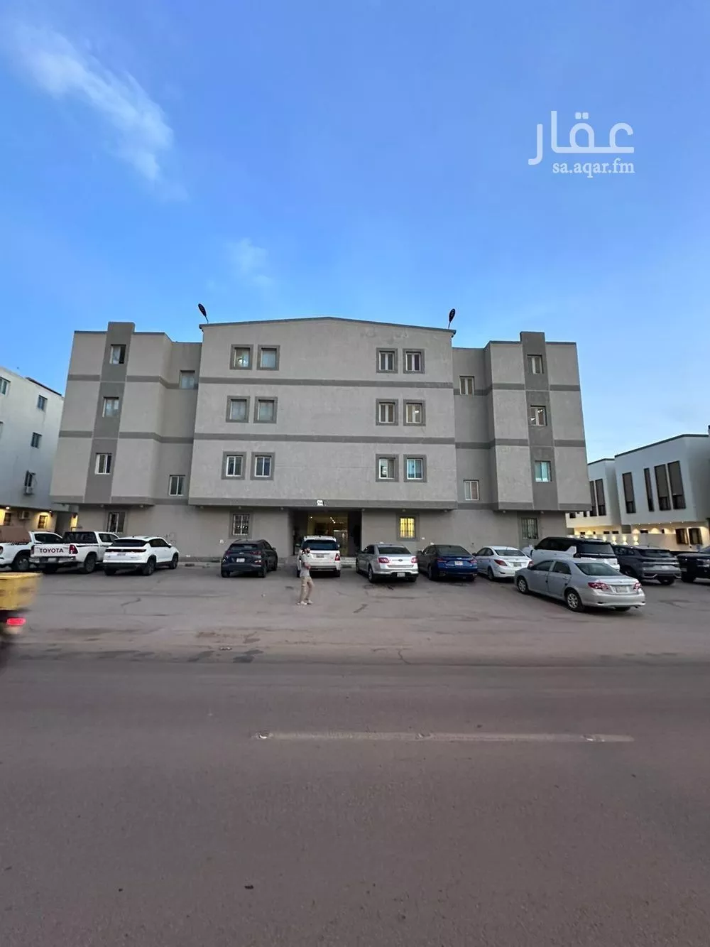 شقة 4 غرف في الياسمين 4