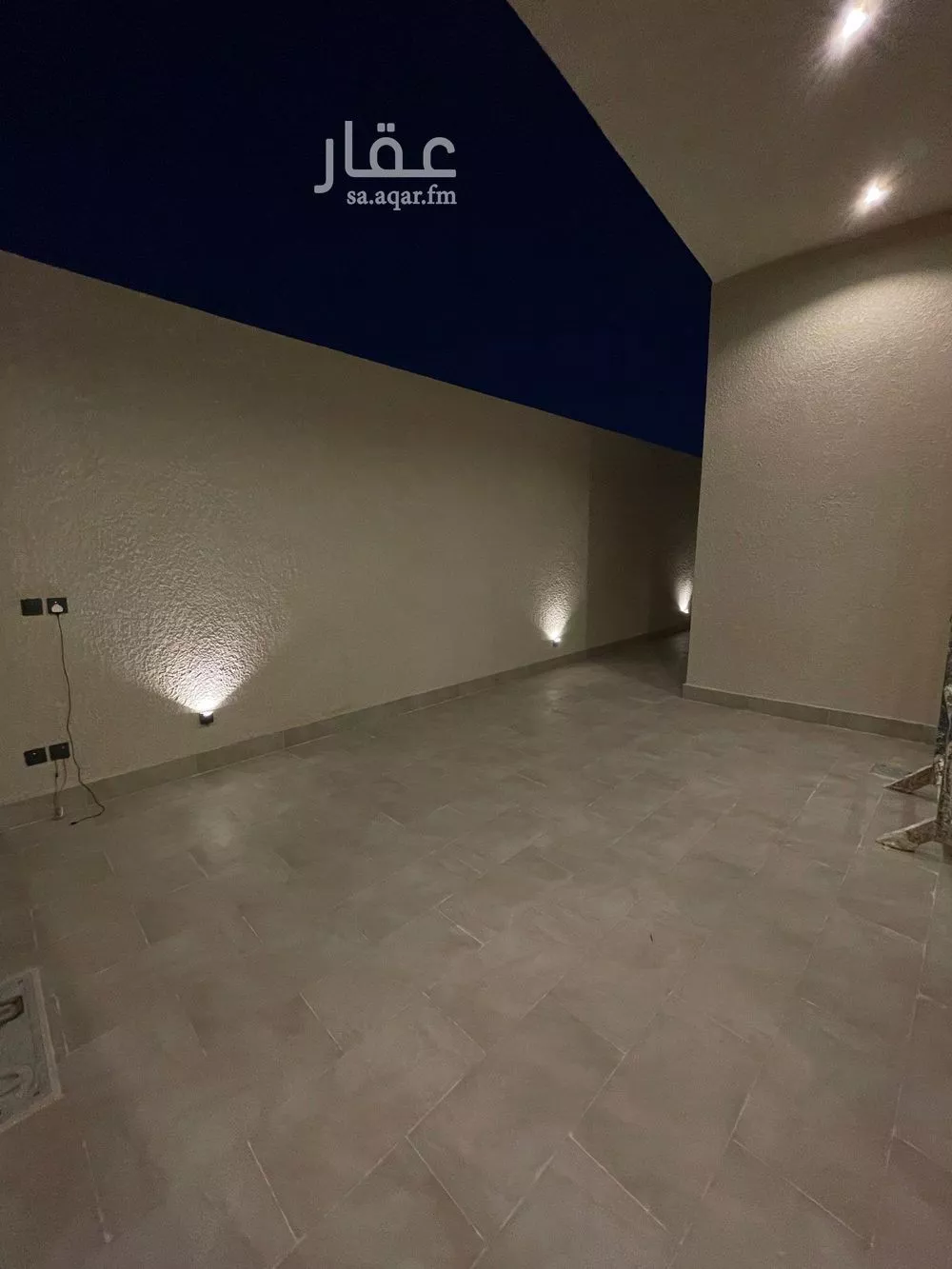 فيلا 6 غرف في المهدية 5