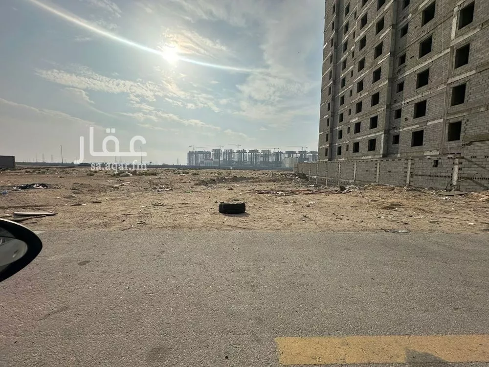 أرض 1994 م² في ضاحية الملك فهد 2