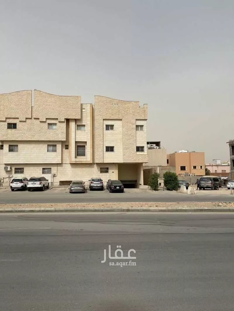 شقة 4 غرف في الملقا 1