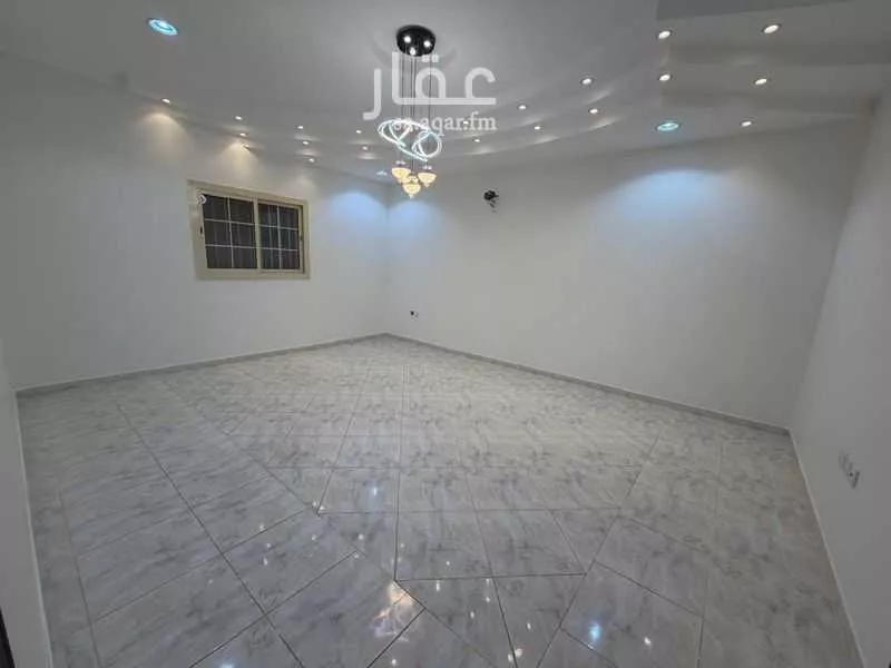 شقة 8 غرف في الصفا 5