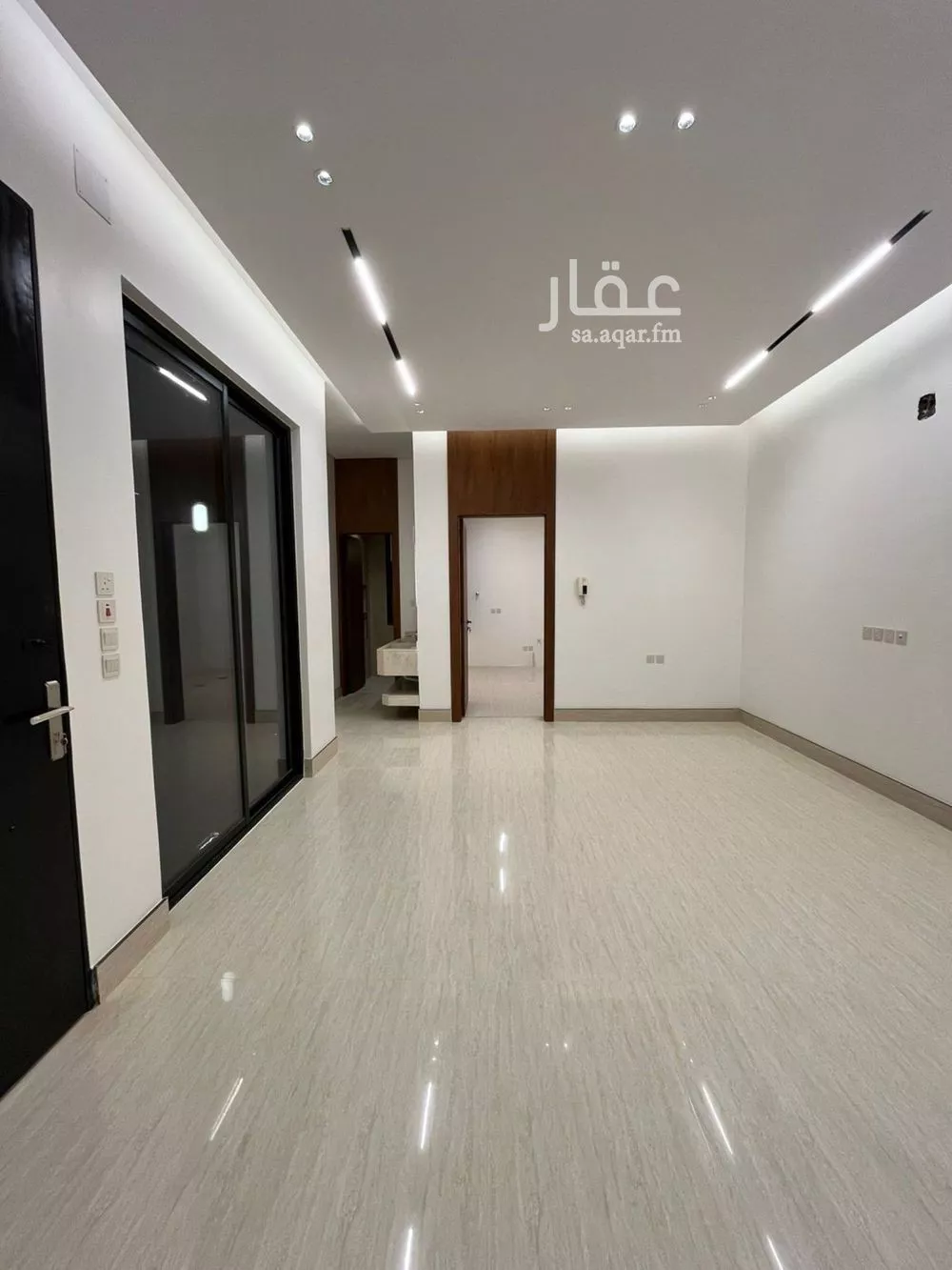 فيلا 4 غرف في المهدية 5