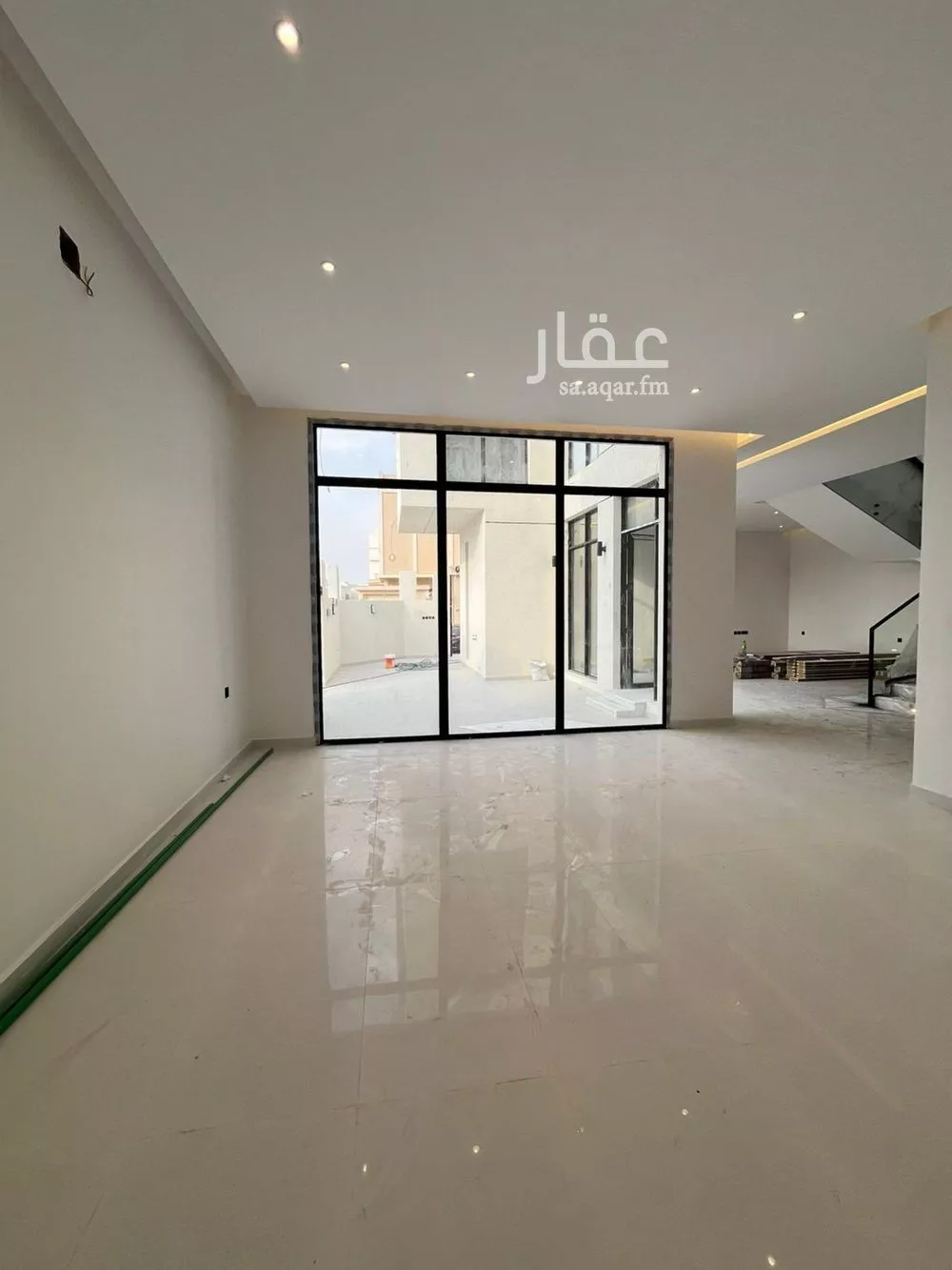 فيلا 5 غرف في المهدية 4