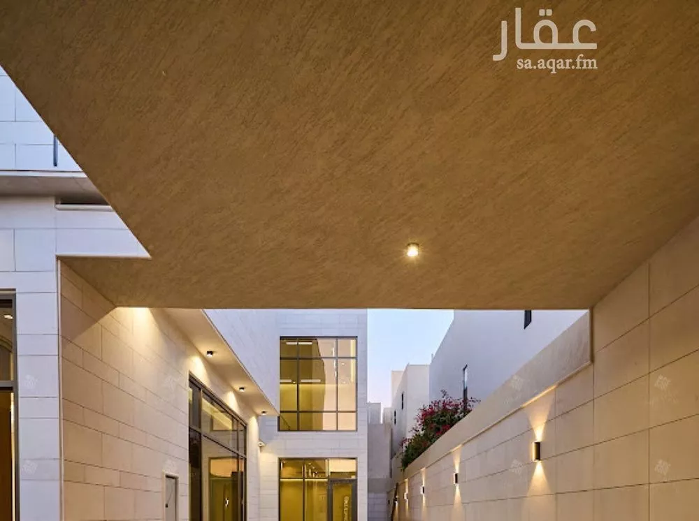 5 bedroom villa in Al Mahdiyyah 5