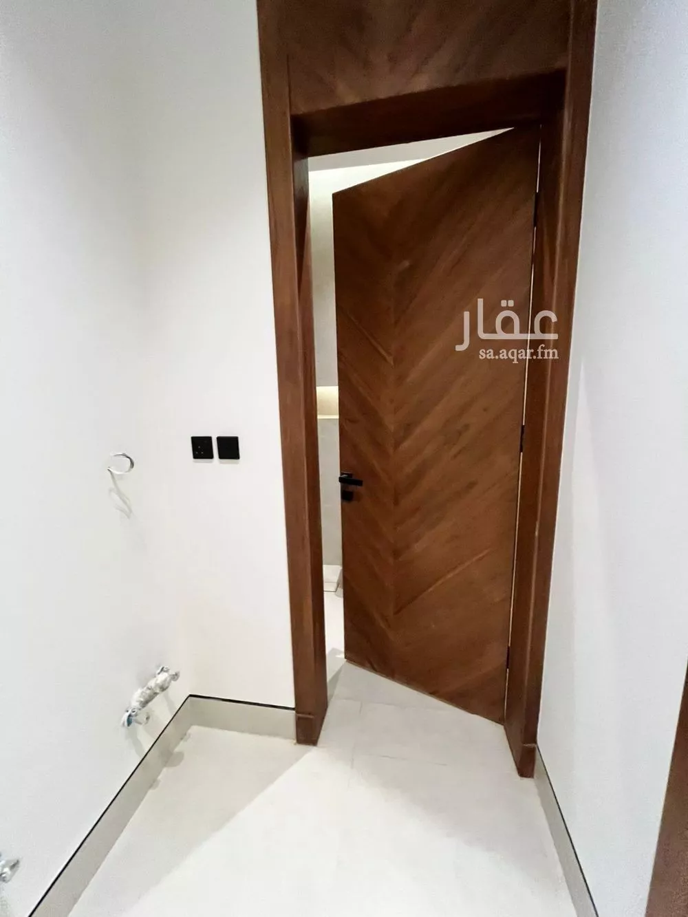 فيلا 3 غرف في المهدية 5