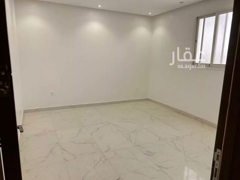 3 bedroom apartment in Okaz, Riyadh 4