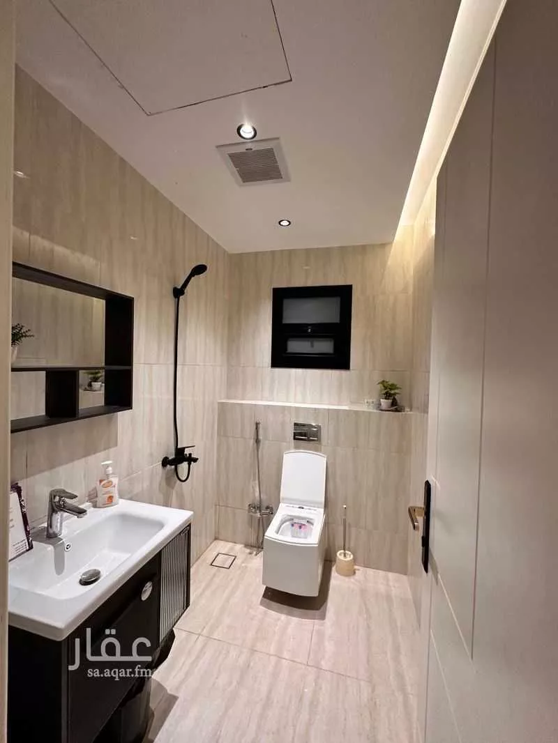 3 bedroom apartment in Al Hamra 4