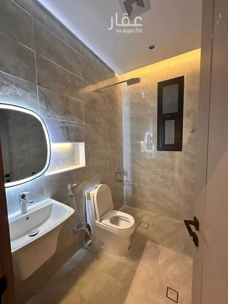 شقة 3 غرف في الحمرا 5