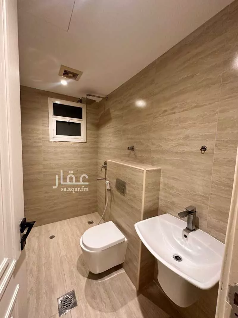 شقة 3 غرف في الحمرا 5