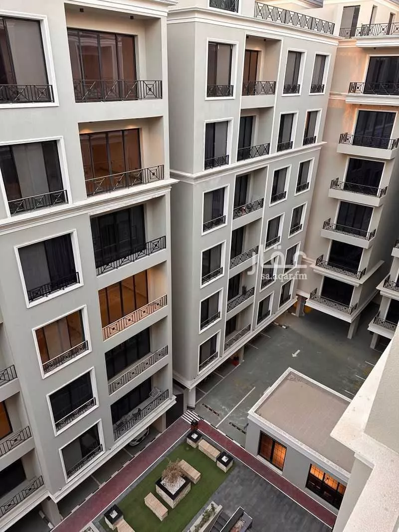 3 bedroom apartment in Al Hizam Al Thahabi 3