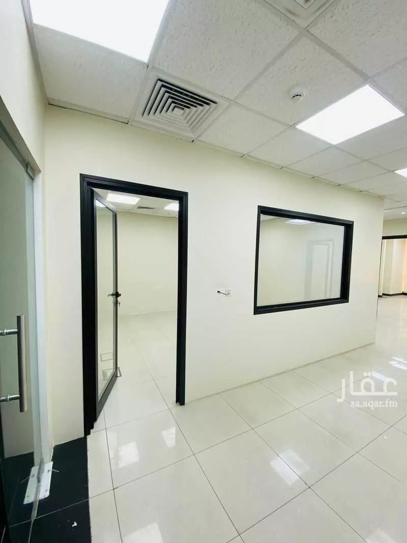 عمارة 980 م² في المربع 3