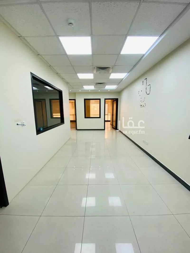 عمارة 980 م² في المربع 4