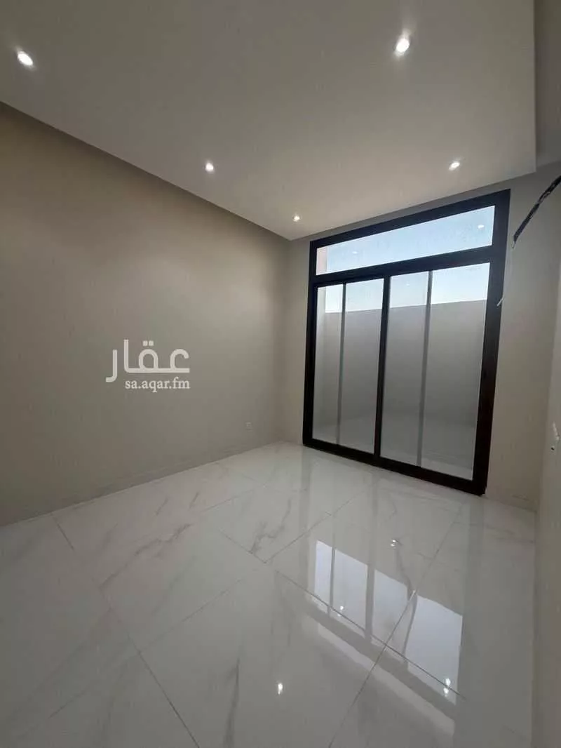 3 bedroom apartment in At Tahliyah, Eastern Province 4