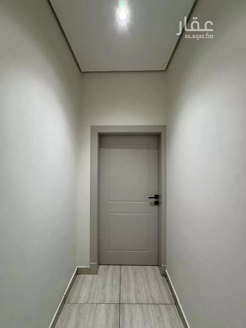 عمارة 300 م² في اليمامة 2