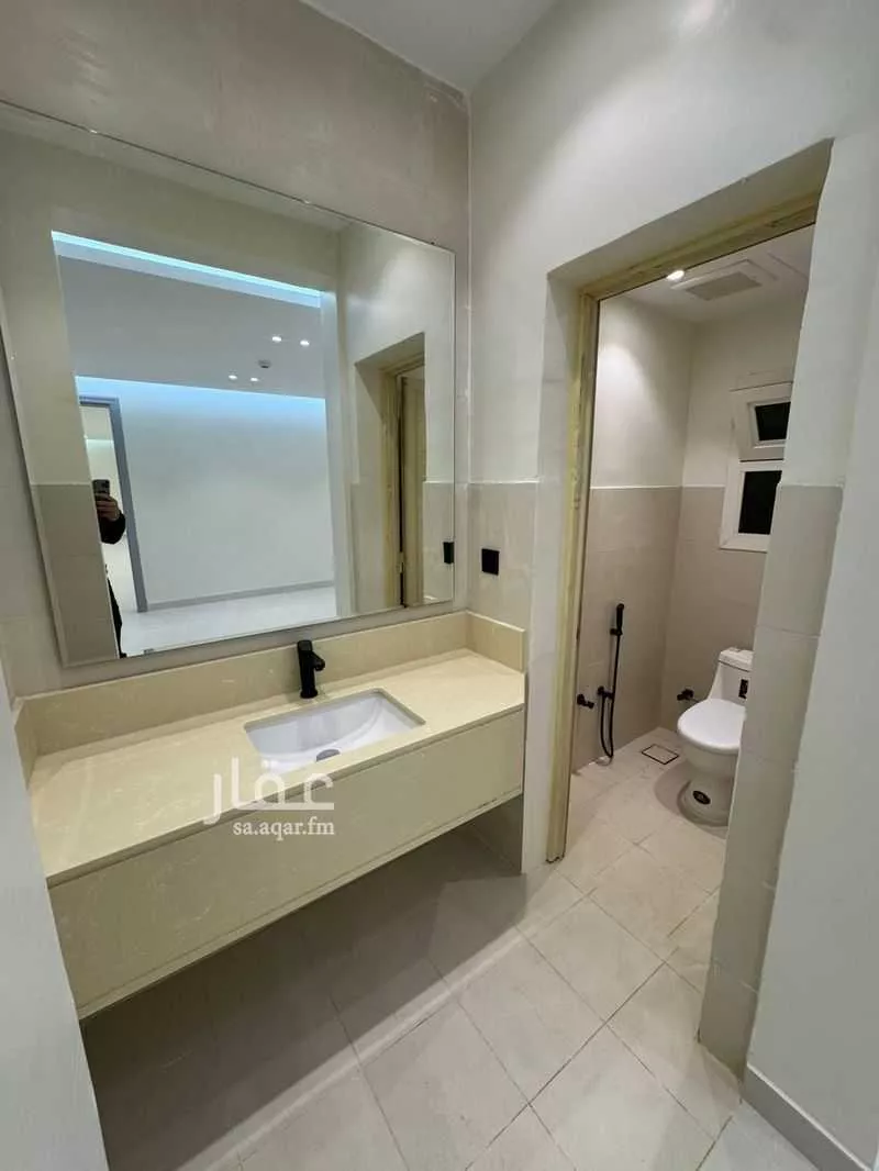 5 bedroom office in Al Marwa, Riyadh 18