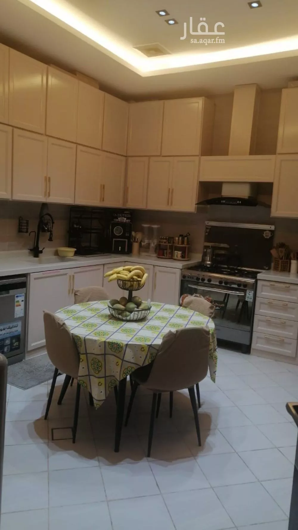 6 bedroom villa in Al Mahdiyyah 3