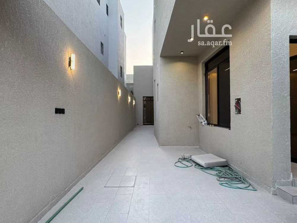 6 bedroom villa in Al Mahdiyyah 4