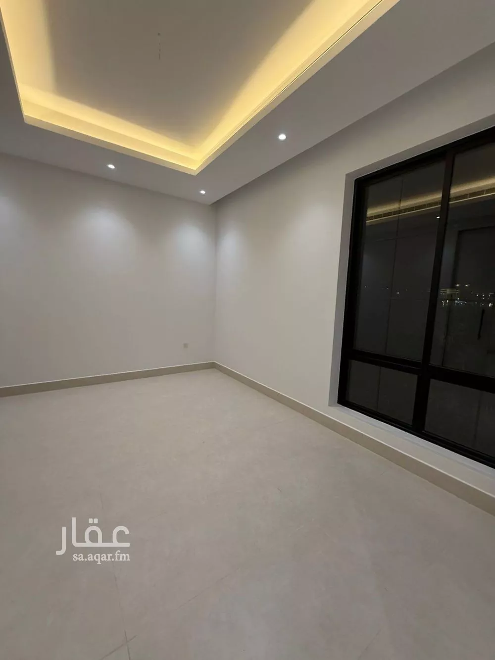 فيلا 8 غرف في المهدية 5