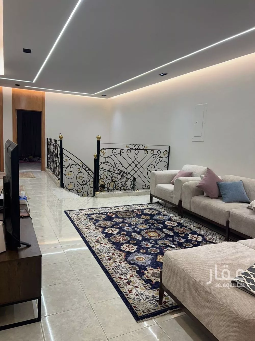 4 bedroom villa in Ishbiliyah, Riyadh 6