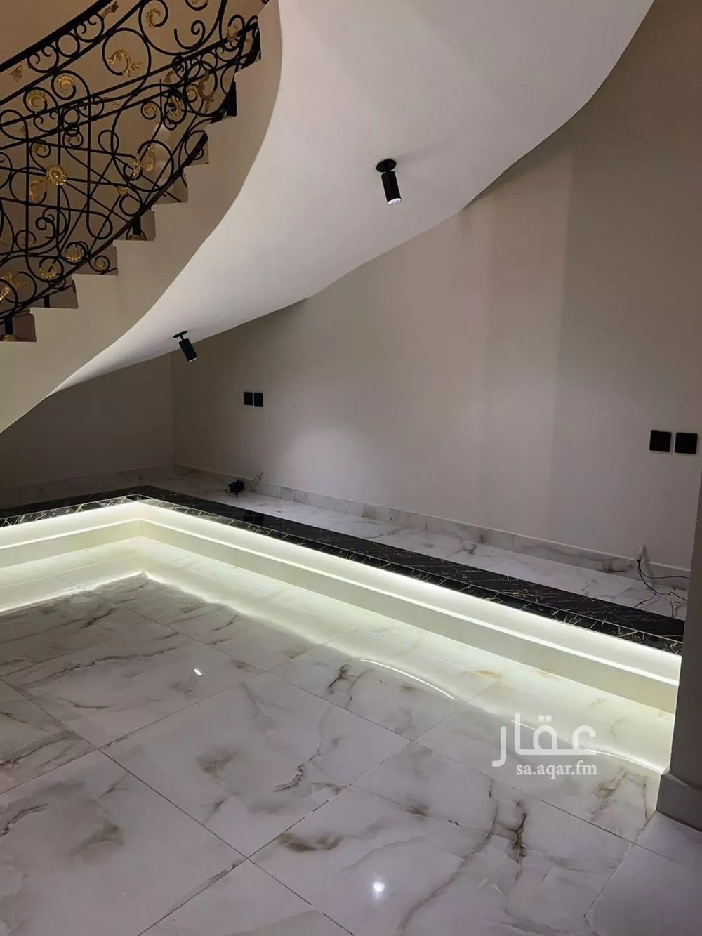 4 bedroom villa in Ishbiliyah, Riyadh 22
