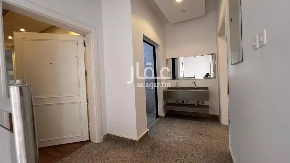 3 bedroom floor in Ar Rafiah 3