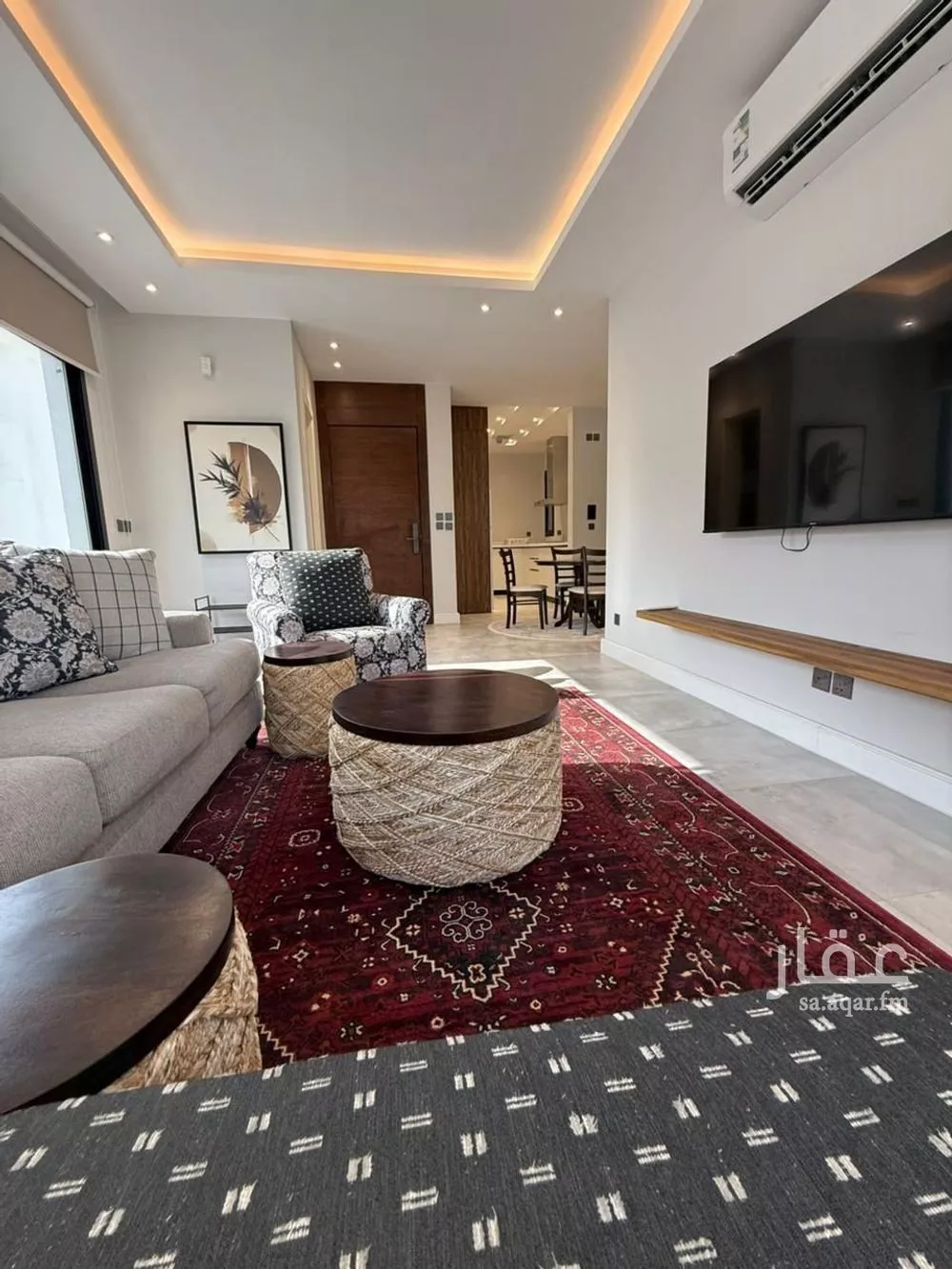 شقة 2 غرف في الملقا 4