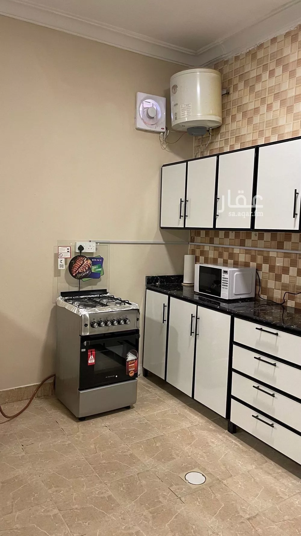 شقة 4 غرف في العارض 3