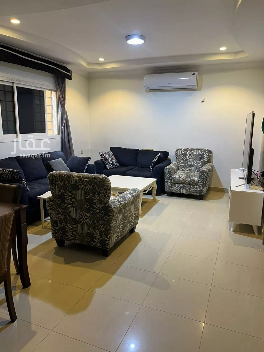 فيلا 11 غرف في العقيق 5