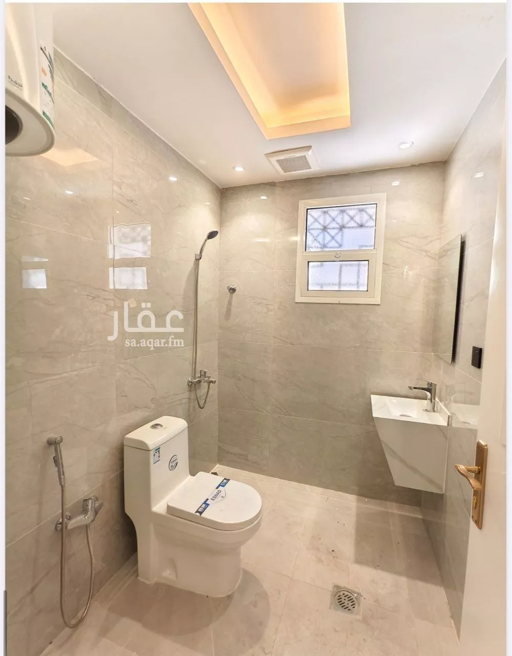 1 bedroom apartment in Al Falah 2