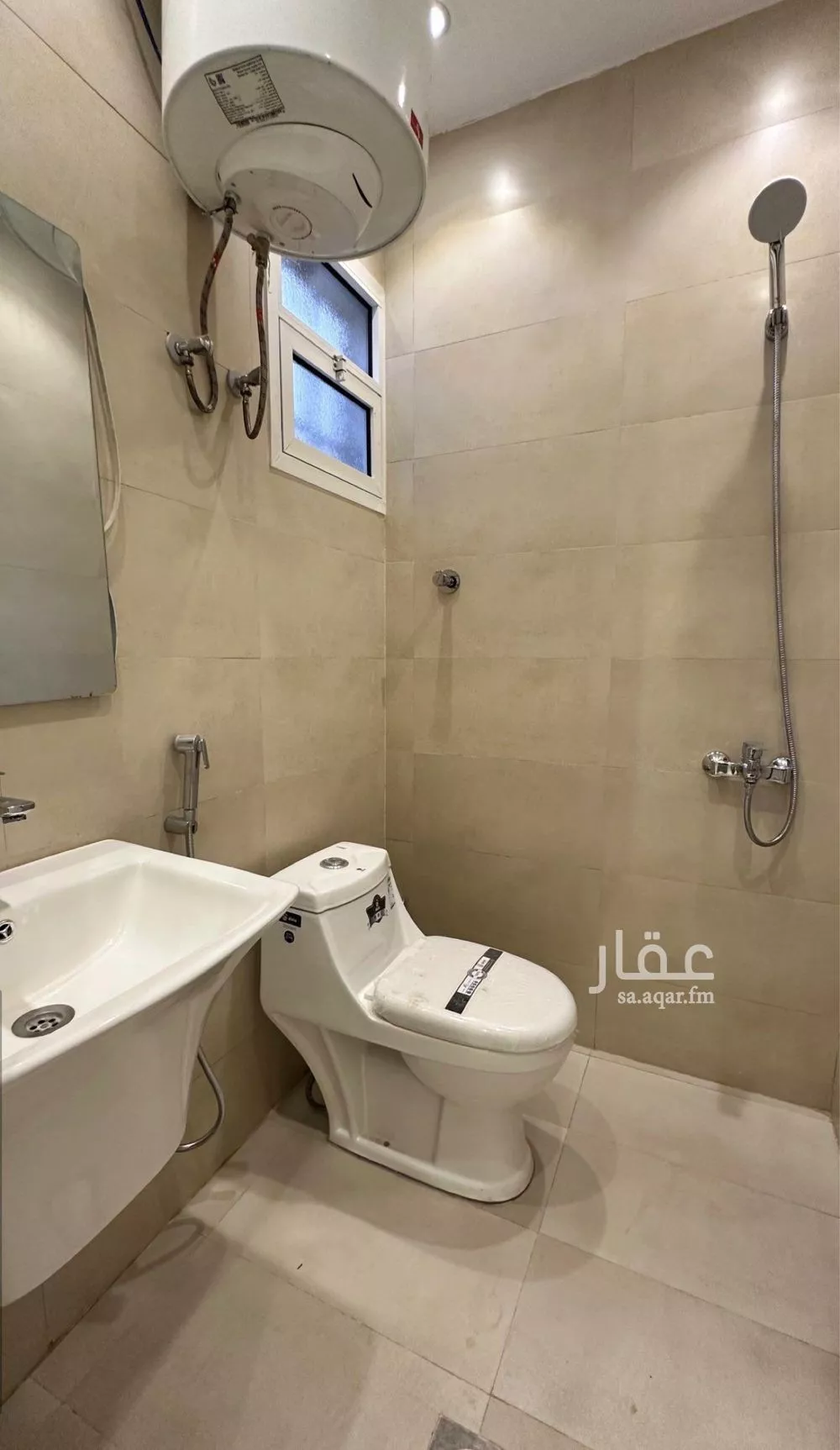 شقة 1 غرف في الوادي 5