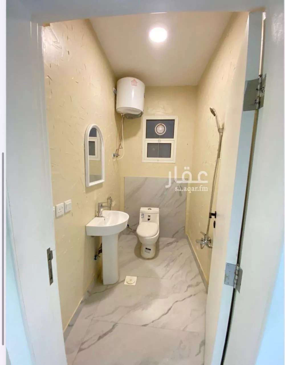 شقة 1 غرف في الوادي 4