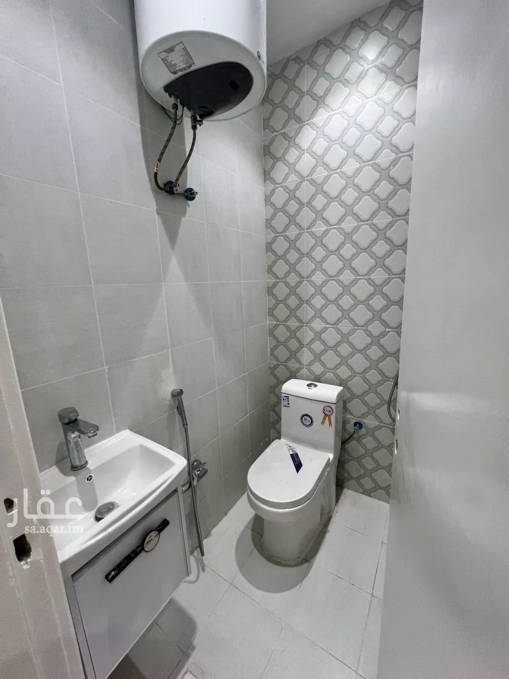 شقة 1 غرف في الخليج 3