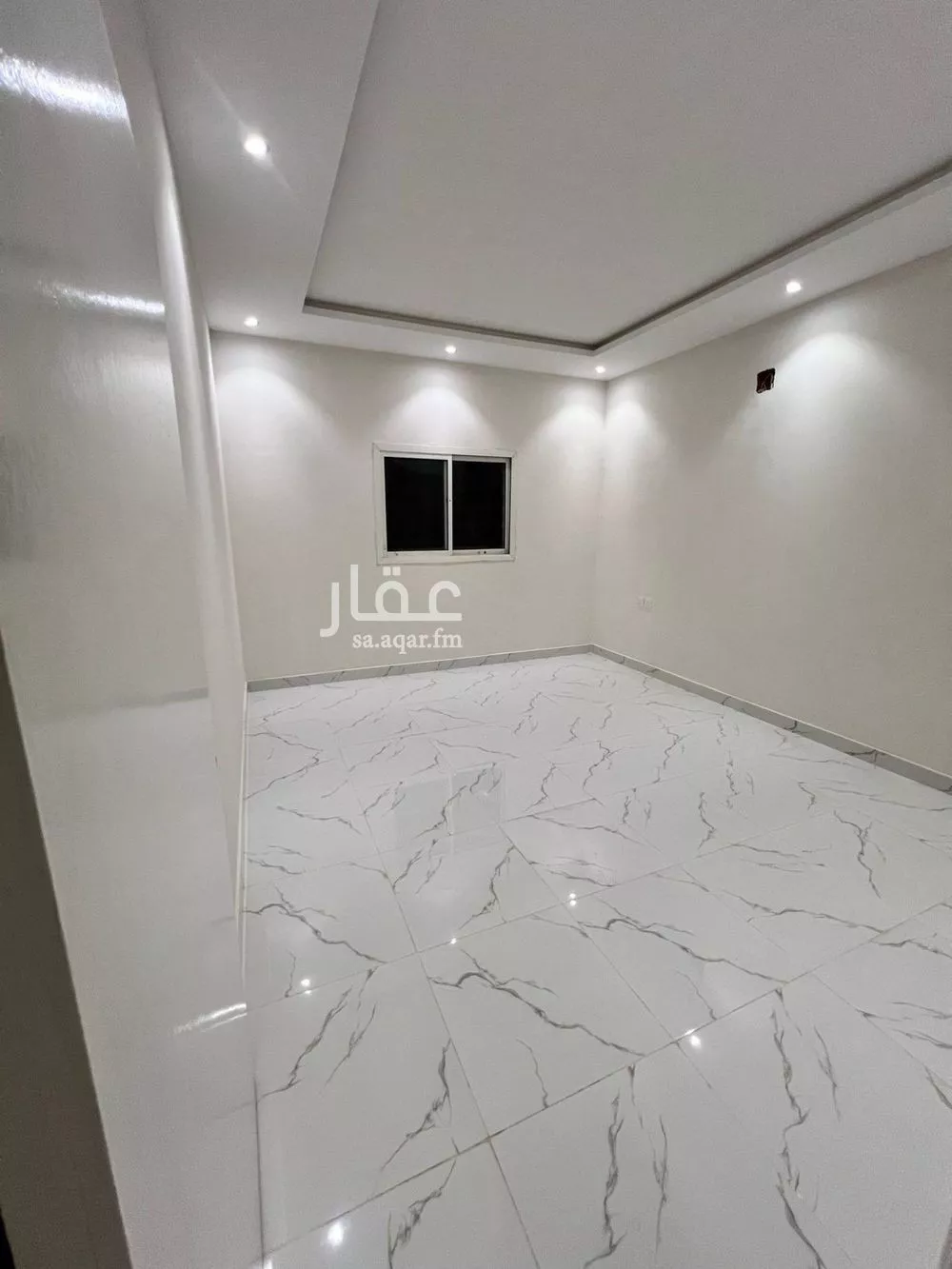 شقة 1 غرف في الخليج 4