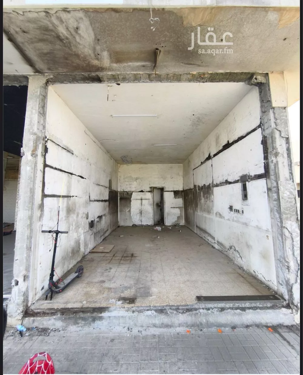 محل 40 م² في الملك فهد 4